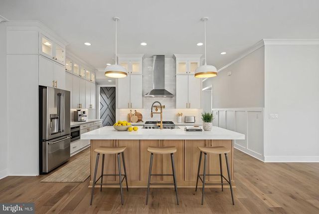 8633 ROSNI WAY, Fredericksburg, VA 22407