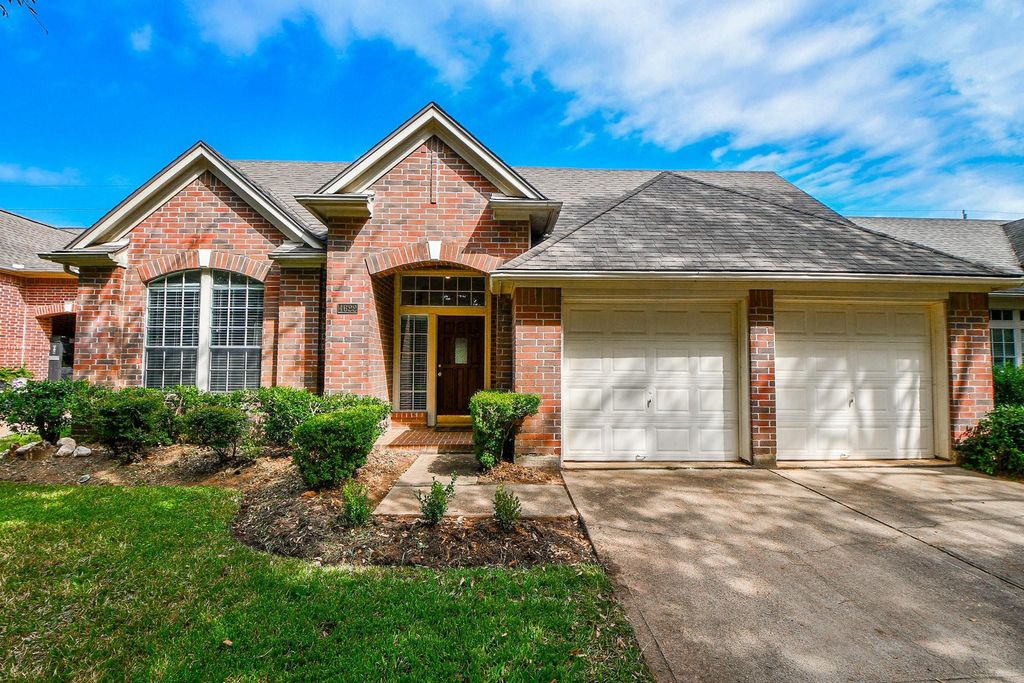 4622 Forest Home Drive, Missouri City, TX 77459