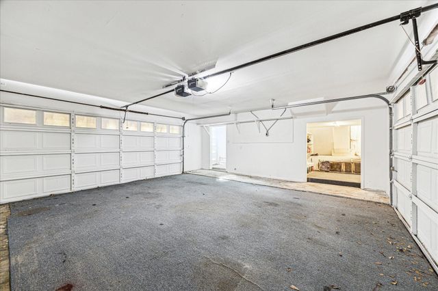 146 Dawns Edge Drive, Conroe, TX 77356