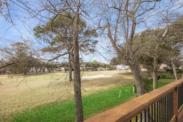 146 Dawns Edge Drive, Conroe, TX 77356