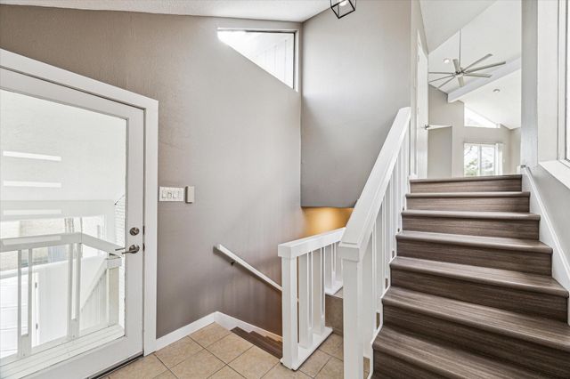 146 Dawns Edge Drive, Conroe, TX 77356