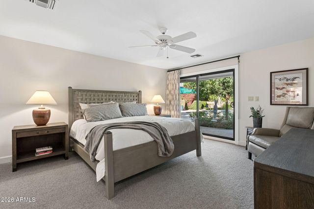 2140 E SOLANO Drive, Phoenix, AZ 85016