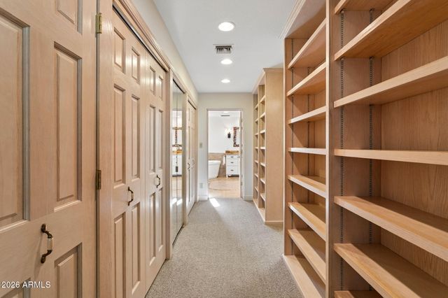 2140 E SOLANO Drive, Phoenix, AZ 85016