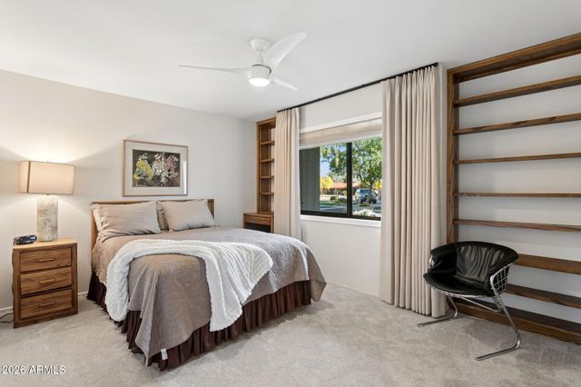 2140 E SOLANO Drive, Phoenix, AZ 85016