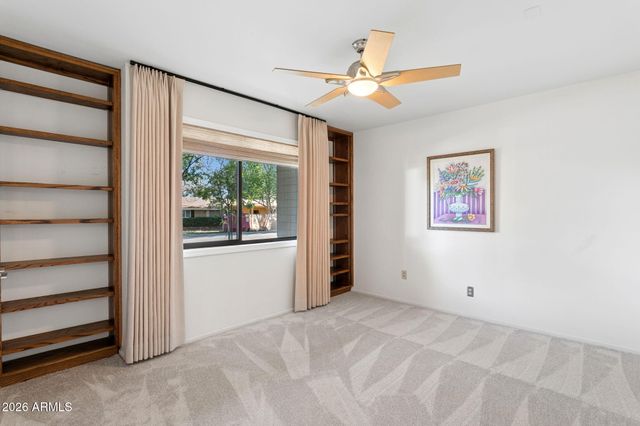 2140 E SOLANO Drive, Phoenix, AZ 85016