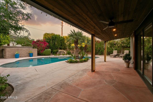 2140 E SOLANO Drive, Phoenix, AZ 85016