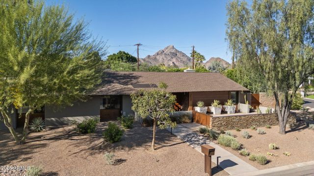 2140 E SOLANO Drive, Phoenix, AZ 85016