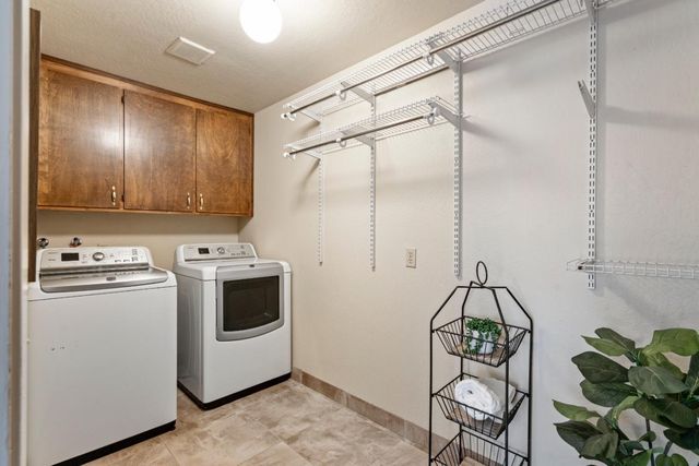 30 Donnas Lane, Hollister, CA 95023