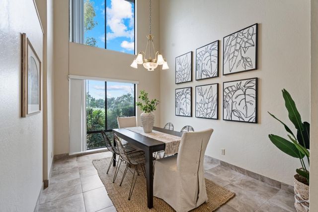 30 Donnas Lane, Hollister, CA 95023