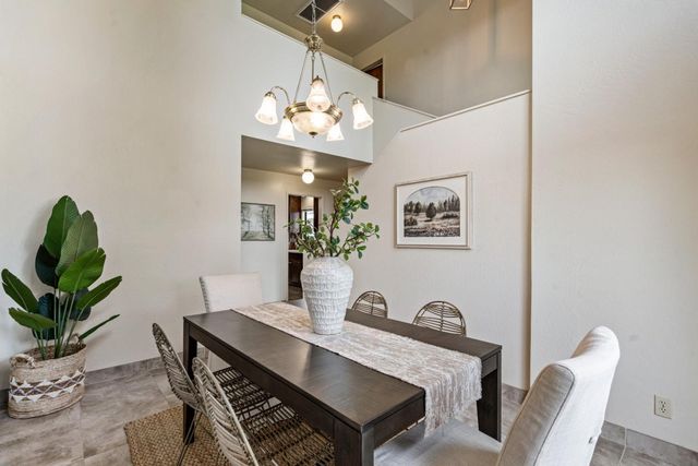 30 Donnas Lane, Hollister, CA 95023