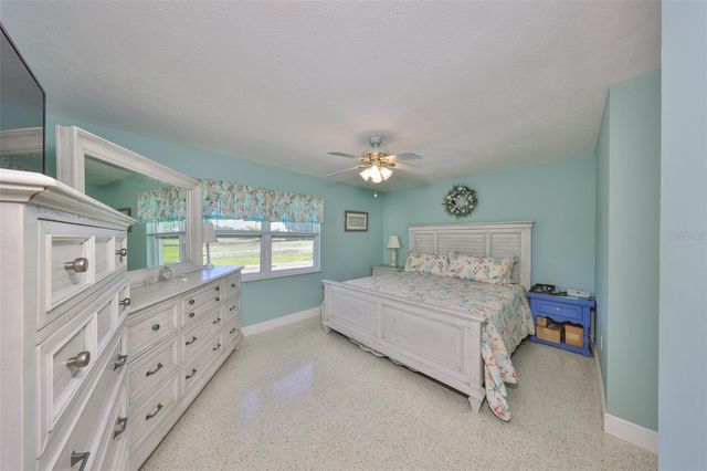 607 FOX HILLS DRIVE, Sun City Center, FL 33573