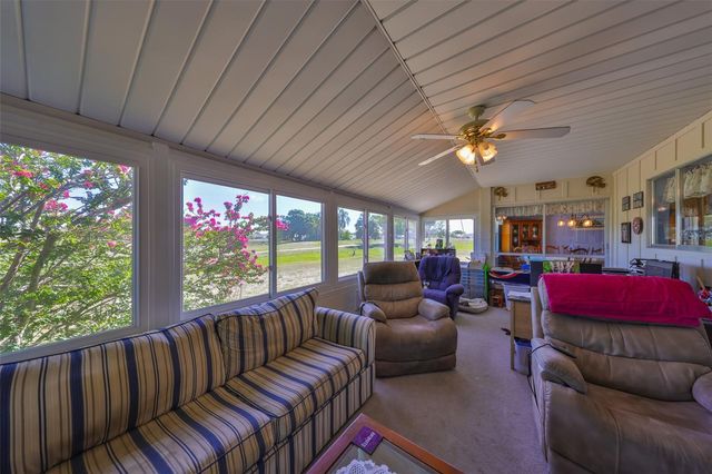 607 FOX HILLS DRIVE, Sun City Center, FL 33573