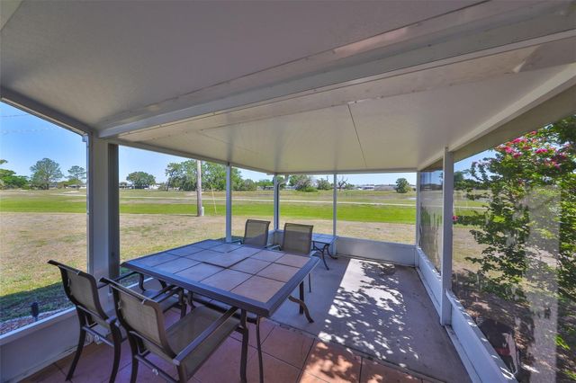 607 FOX HILLS DRIVE, Sun City Center, FL 33573