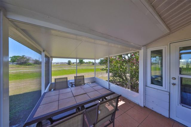 607 FOX HILLS DRIVE, Sun City Center, FL 33573