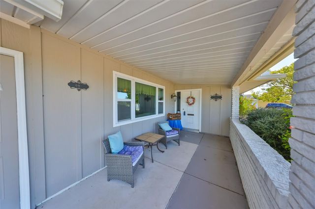 607 FOX HILLS DRIVE, Sun City Center, FL 33573