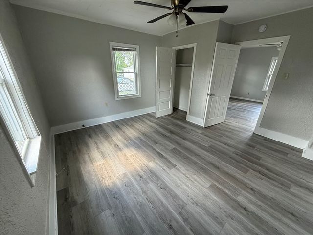 2861 Maple St, Bethel Park, PA 15102