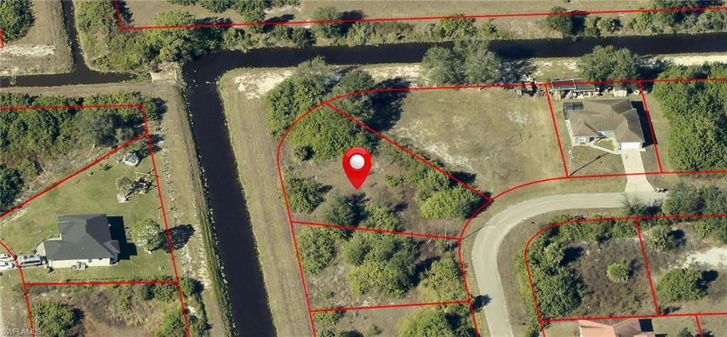 608 Chemstrand ST E, LEHIGH ACRES, FL 33974 — photo 2