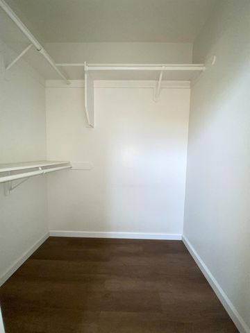 9583 N Meridian Avenue, Fresno, CA 93720