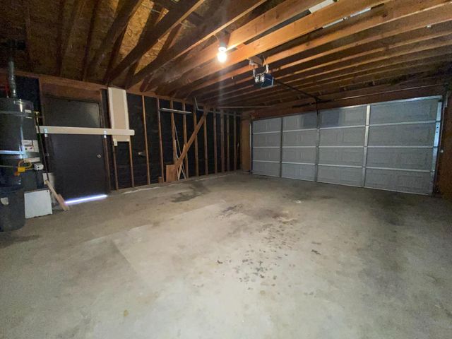 9583 N Meridian Avenue, Fresno, CA 93720