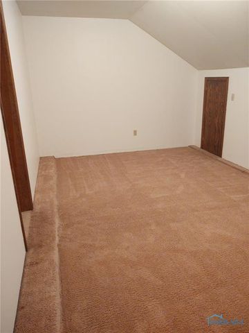 6855 Shooters Hill Road, Toledo, OH 43617