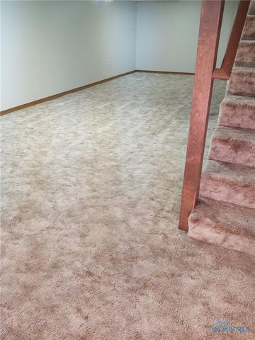 6855 Shooters Hill Road, Toledo, OH 43617