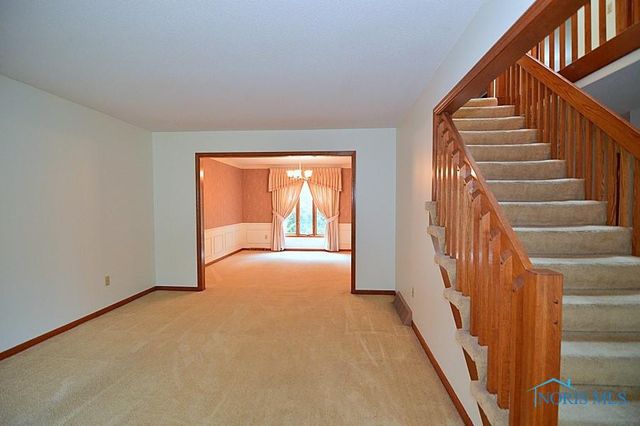 6855 Shooters Hill Road, Toledo, OH 43617