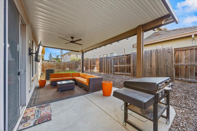 10330 Frank Greg Way, Elk Grove, CA 95757