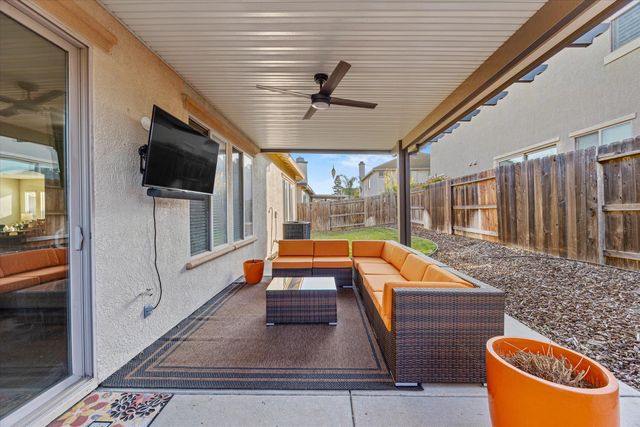 10330 Frank Greg Way, Elk Grove, CA 95757