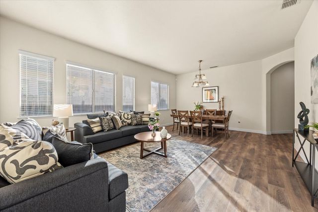 10330 Frank Greg Way, Elk Grove, CA 95757