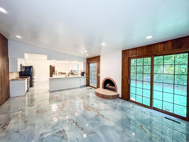 1246 Dyemeadow Lane, Flint, MI 48532