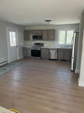 216 Center Road, Goshen, NH 03752