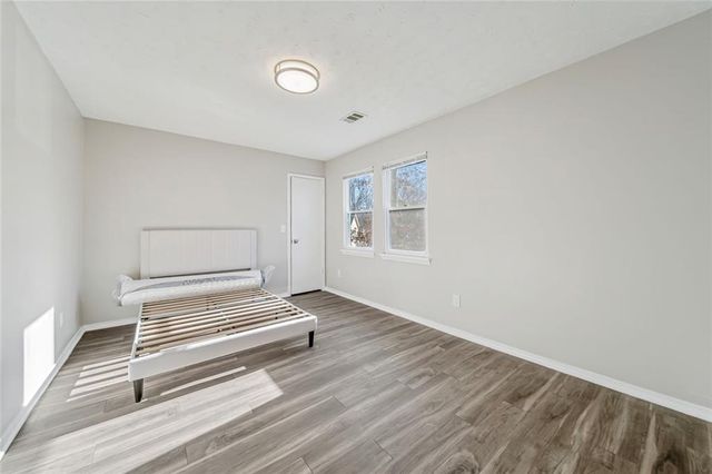 1069 Ashwood Circle, Lawrenceville, GA 30046