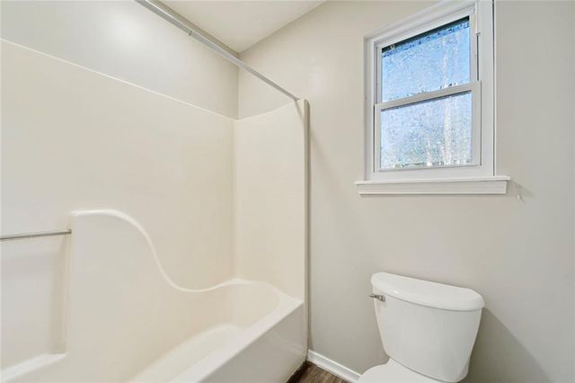 1069 Ashwood Circle, Lawrenceville, GA 30046