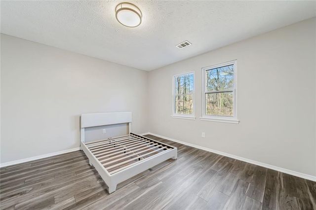 1069 Ashwood Circle, Lawrenceville, GA 30046