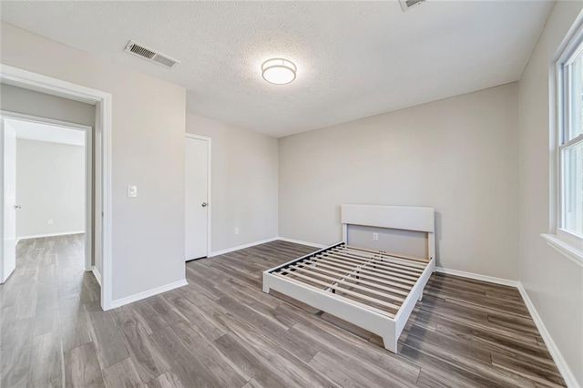 1069 Ashwood Circle, Lawrenceville, GA 30046
