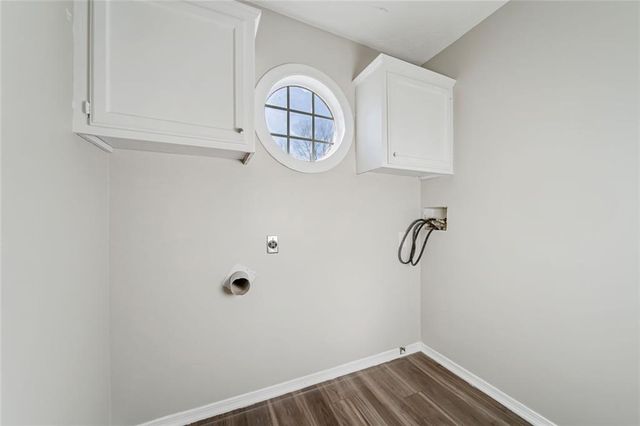 1069 Ashwood Circle, Lawrenceville, GA 30046