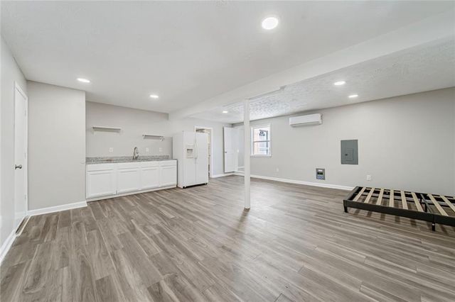 1069 Ashwood Circle, Lawrenceville, GA 30046
