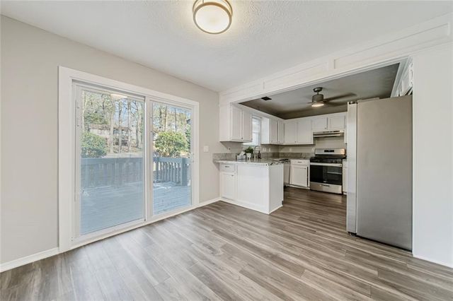 1069 Ashwood Circle, Lawrenceville, GA 30046