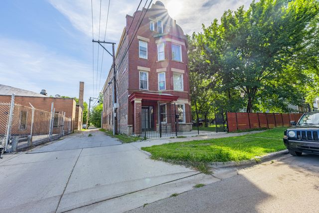 5115 S Laflin Street 1, Chicago, IL 60609