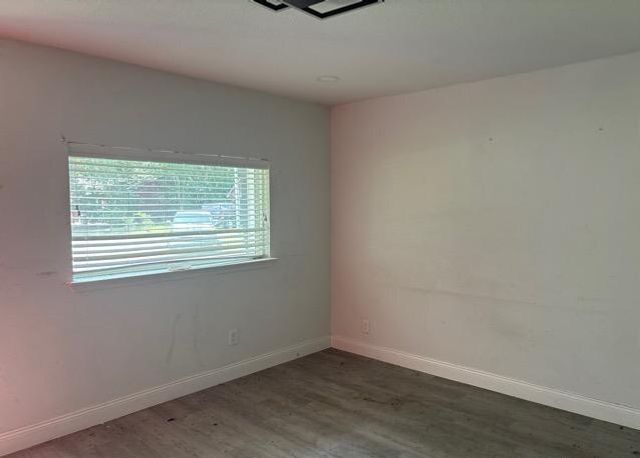 5727 Rue Street, Houston, TX 77033