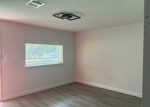 5727 Rue Street, Houston, TX 77033