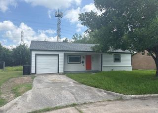 5727 Rue Street, Houston, TX 77033