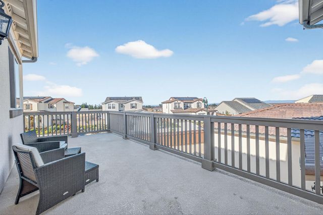 585 Santa Lucia Way, Marina, CA 93933