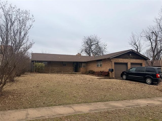 1010 Crown Drive, Edmond, OK 73034