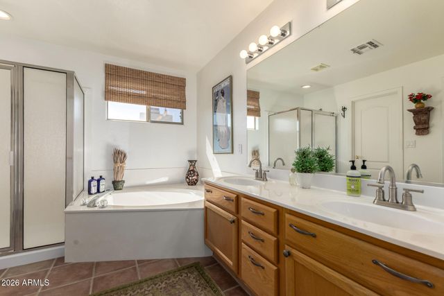 16771 E ASHBROOK Drive B, Fountain Hills, AZ 85268