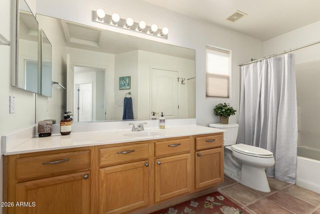 16771 E ASHBROOK Drive B, Fountain Hills, AZ 85268