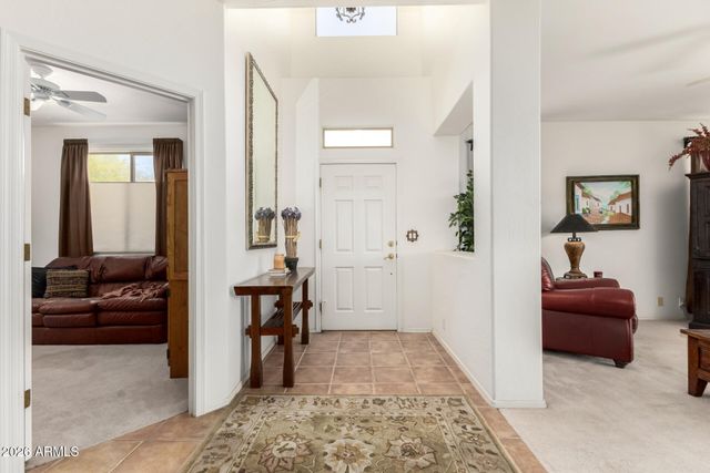 16771 E ASHBROOK Drive B, Fountain Hills, AZ 85268