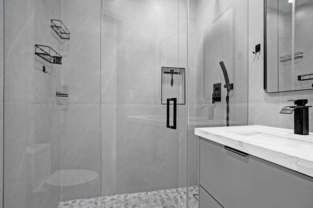 6700 E Tropical Way, Plantation, FL 33317