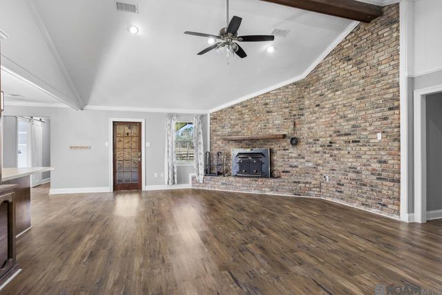 36569 Reinninger Rd, Denham Springs, LA 70706