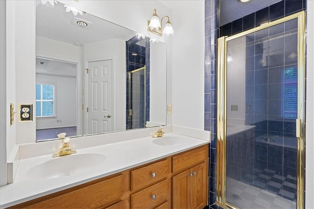 1052 Madden Bridge Road, Central, SC 29630